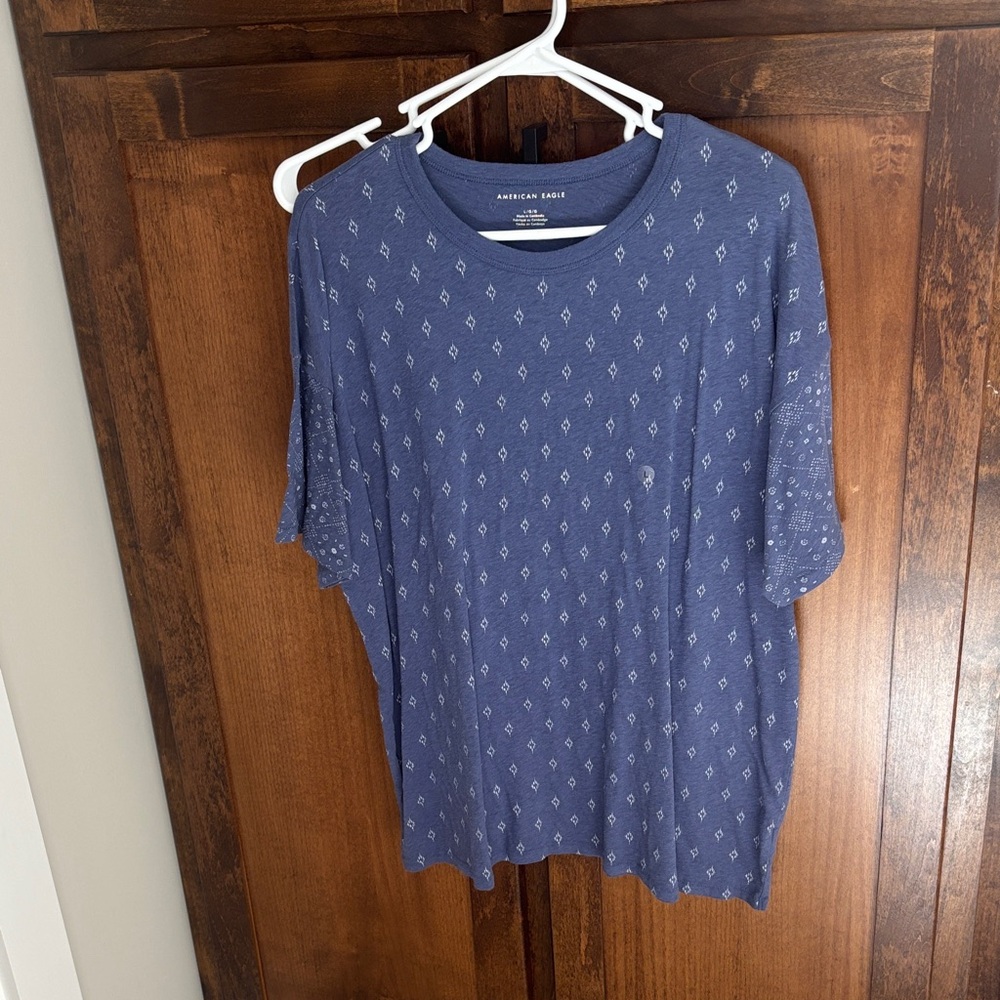 American Eagle Outfitters Blue Short Sleeve Tee